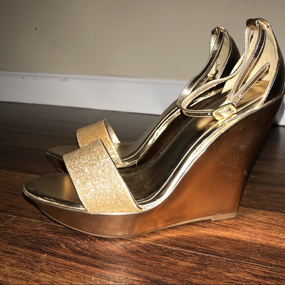 Glitter gold wedge - Picture 3 of 4